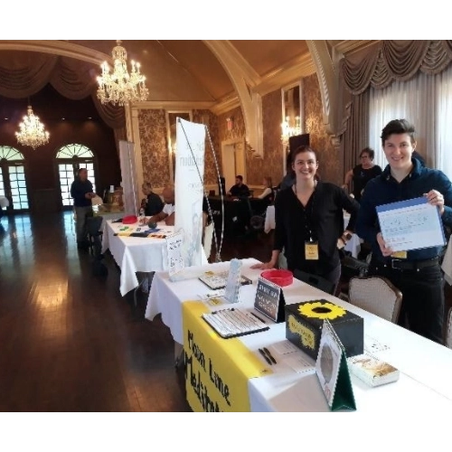 two women promoting free online guided meditation classes