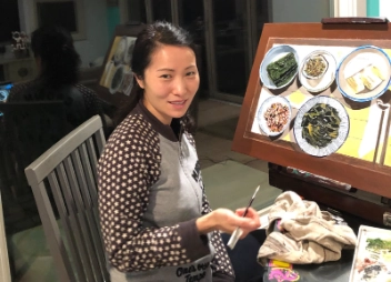 yue painting a still life